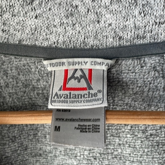 Avalanche‎ Quarter Zip Pullover - Picture 8 of 9